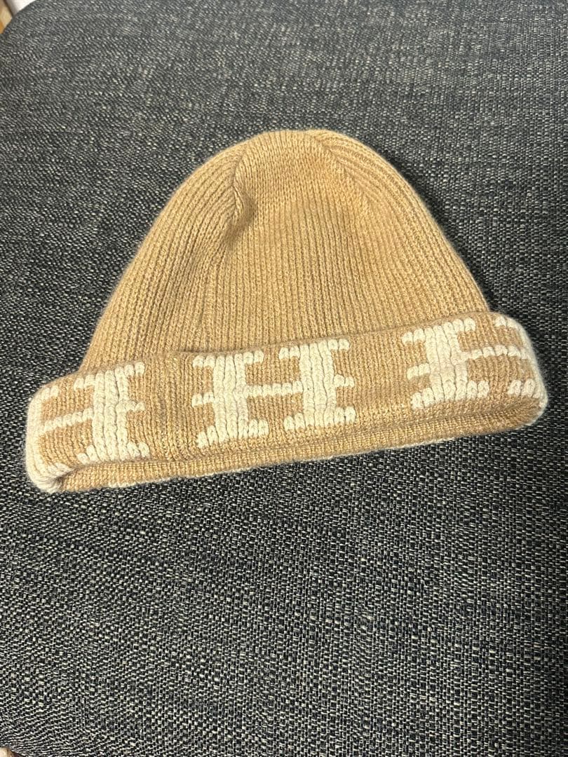 エルメス　ベージュ ニット帽