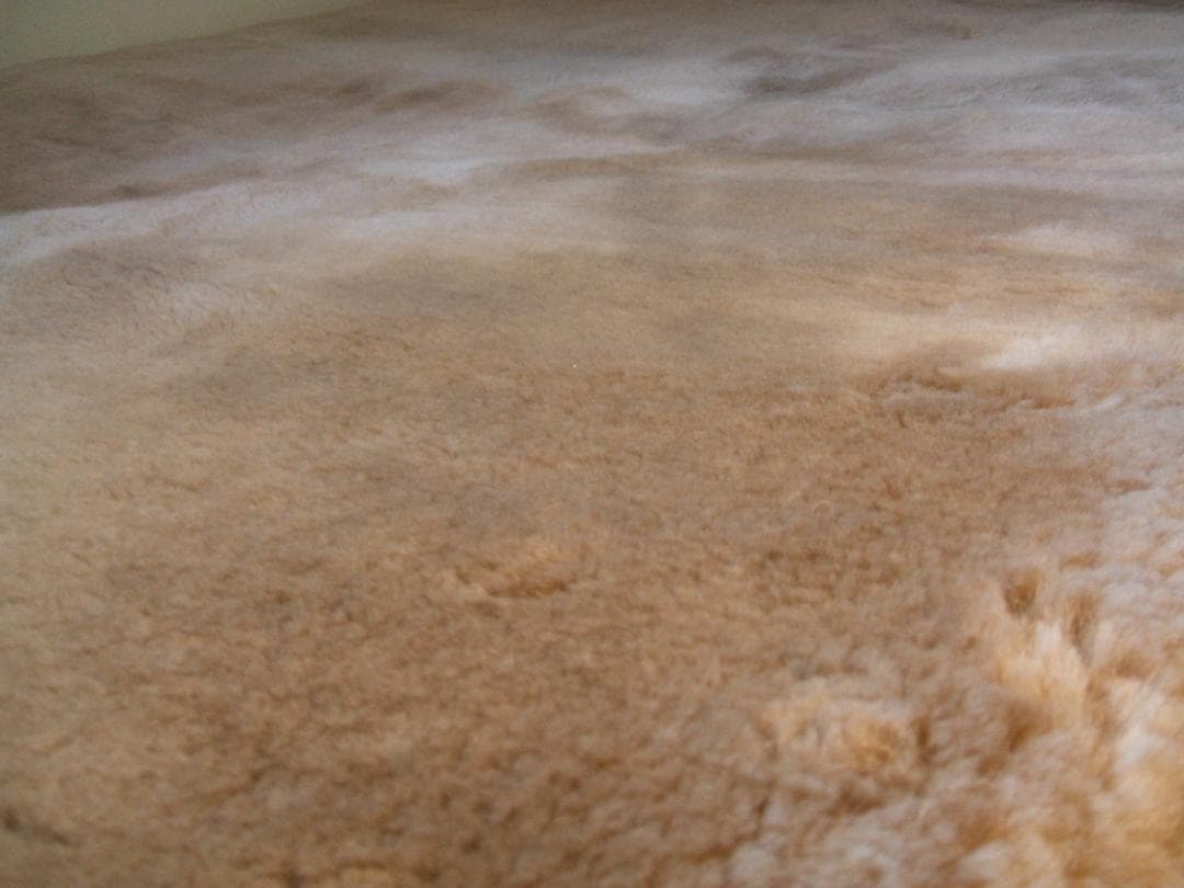 ダブル＊１点＊新品＊日本ムートン製＊３０ミリ＊オーストラリア・高級ムートンシーツ