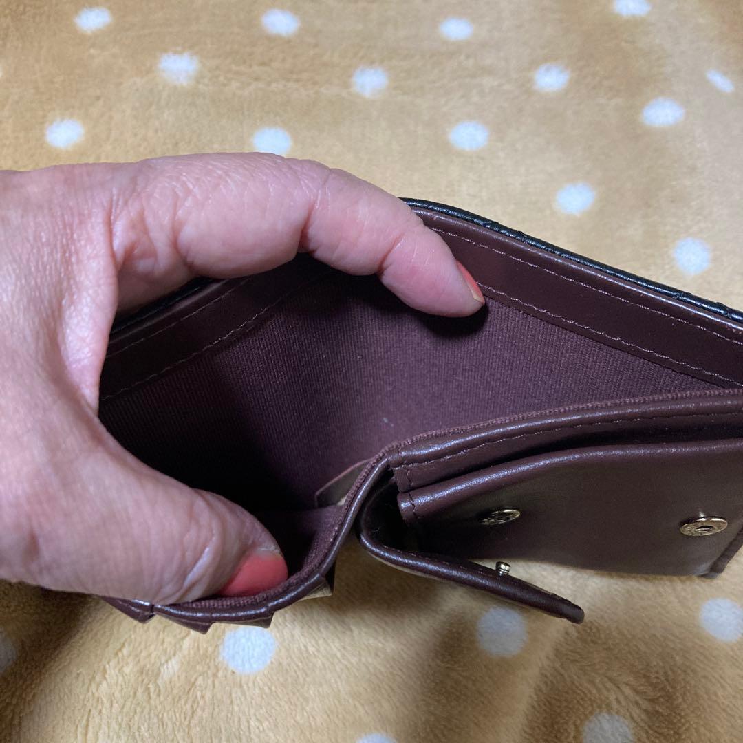 シャネルマトラッセ　クラシックスモールウォレット　二つ折り財布