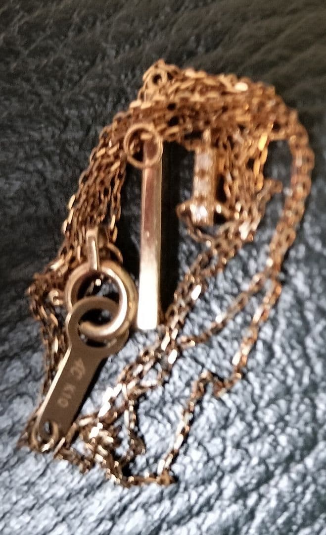 4℃　10k　ダイヤ　Y字　ネックレス　Y字バーネックレス　YG