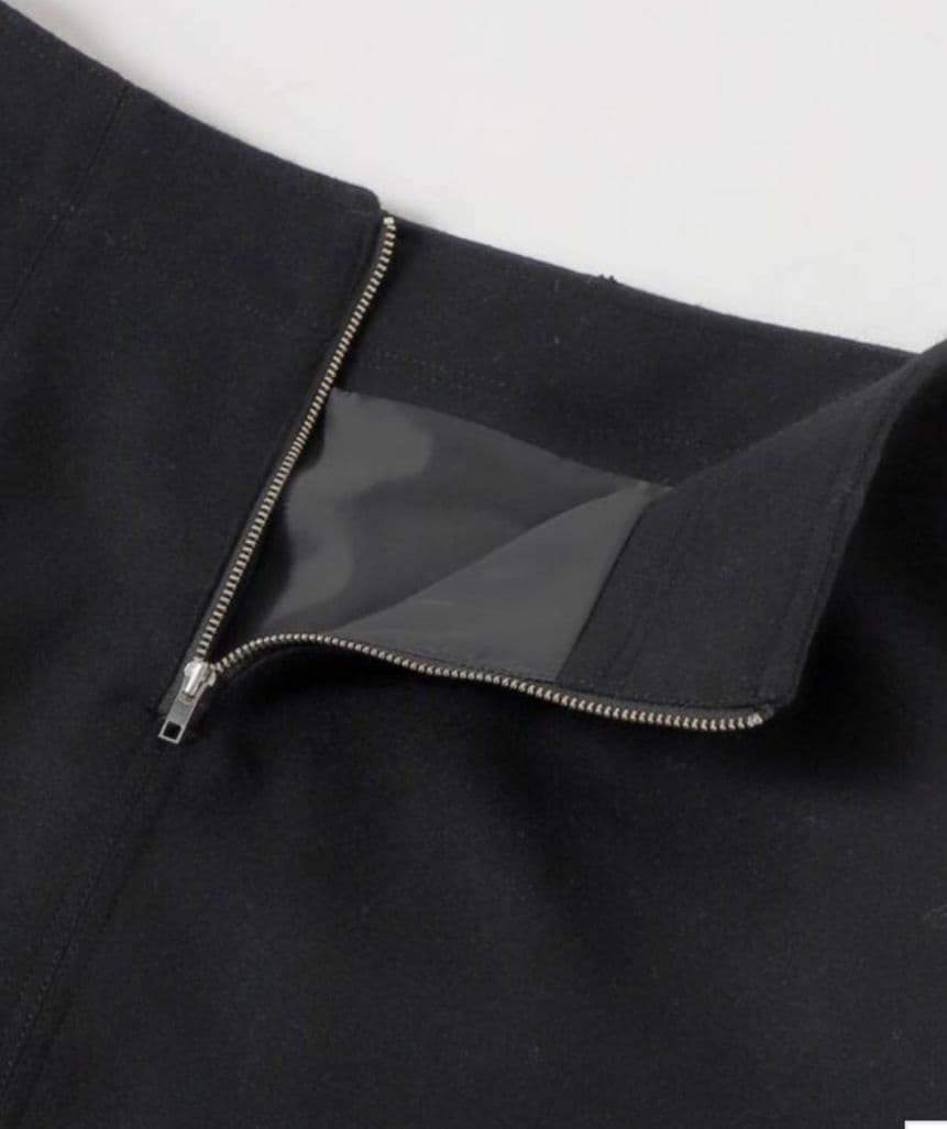 ビーバーメルトントラペーズスカート　ブラック　34