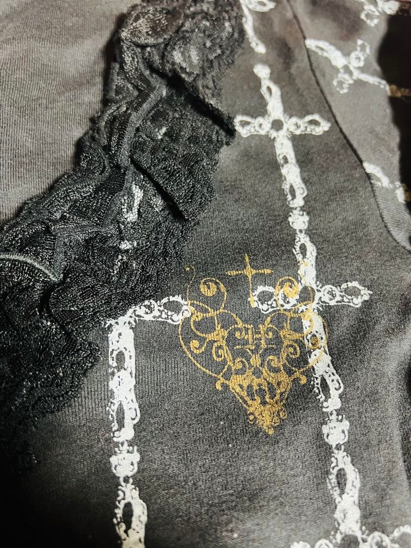 【ほぼ新品】レア h.NAOTO 初期 blood カットソーカーデ