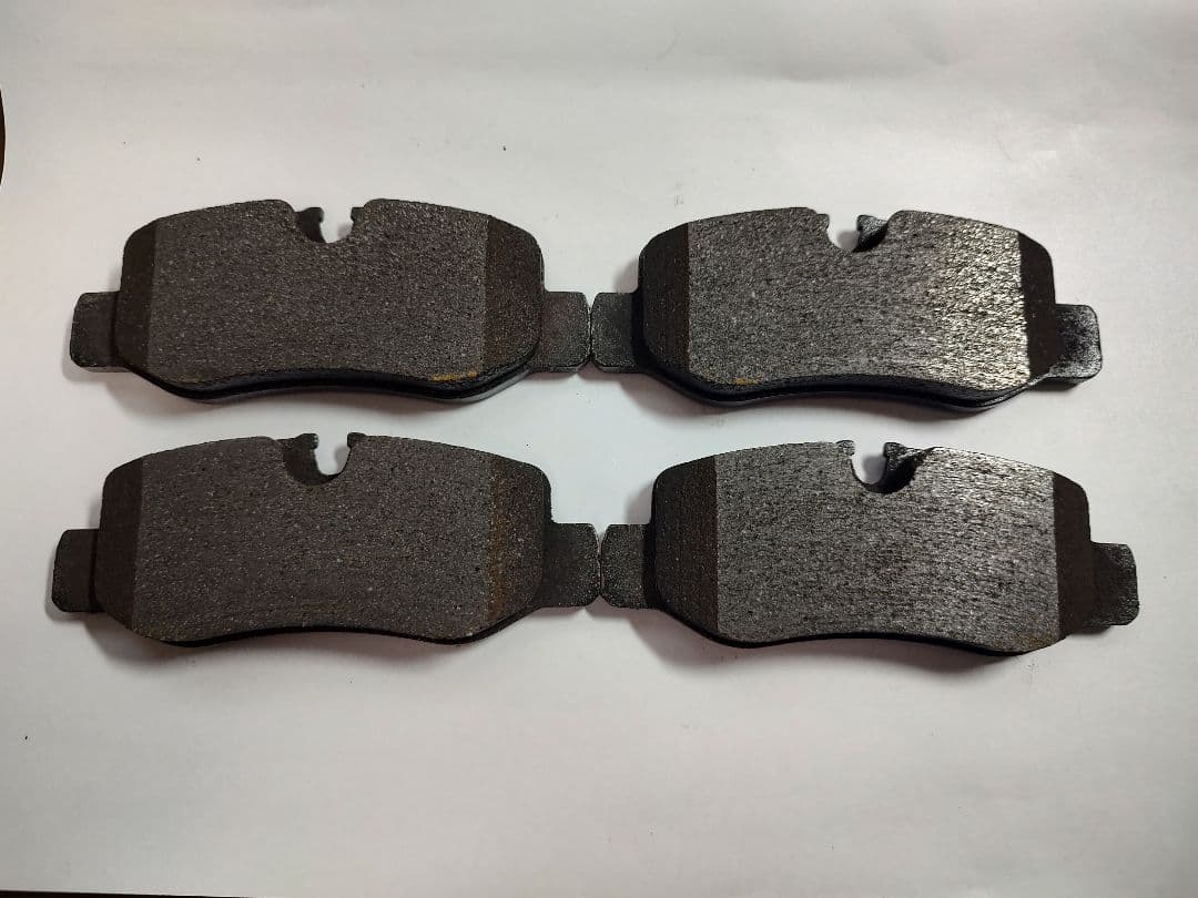 メルセデスベンツ　W447Vクラス 純正ブレーキパッド