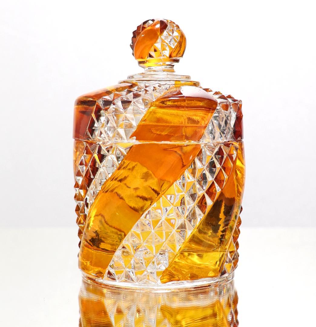 オールド・バカラ 1880年 珍品 サーペンティン 琥珀色ガラス蓋物 小物入れ