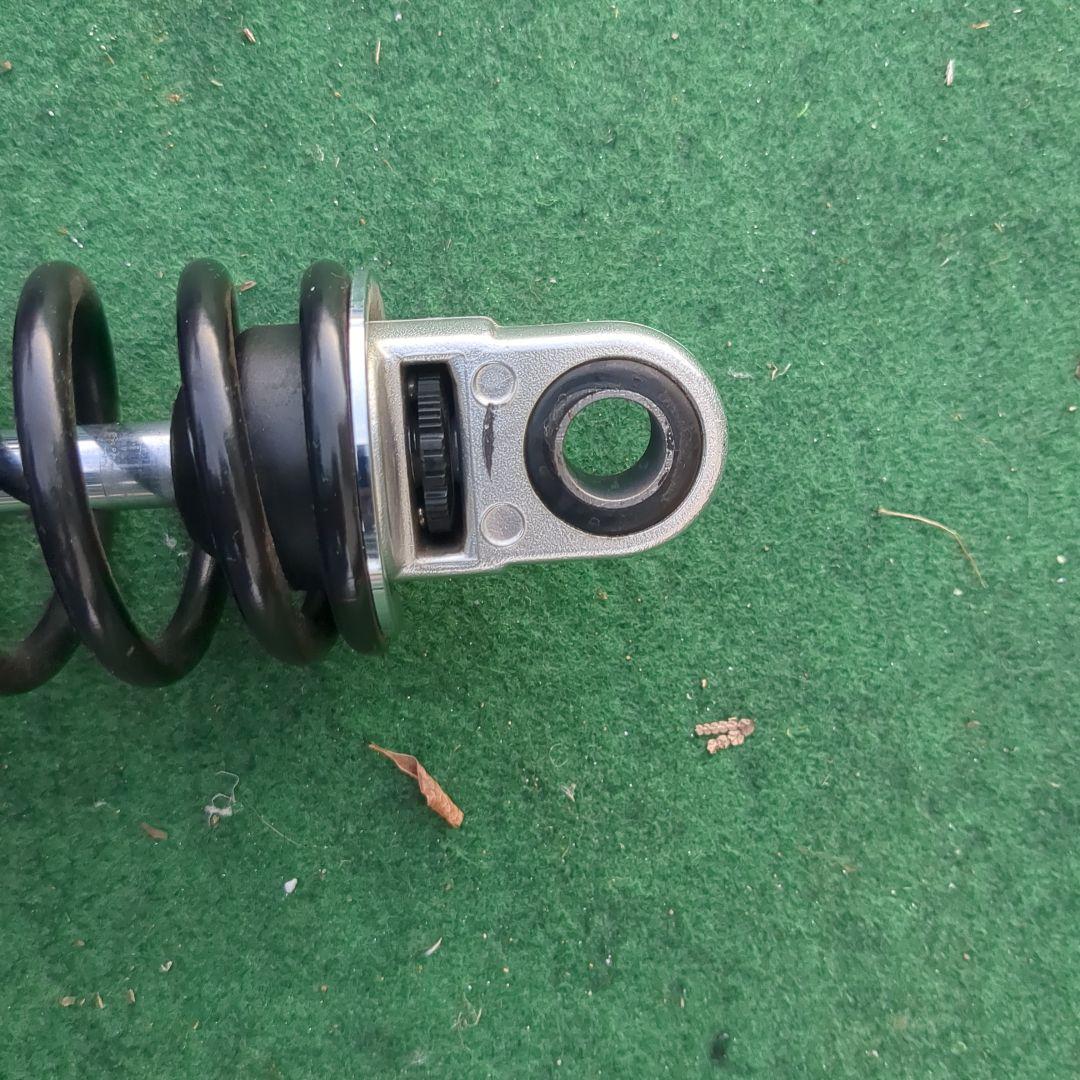 DAYTONA　showa製ショックアブソーバー 2本セット　美品