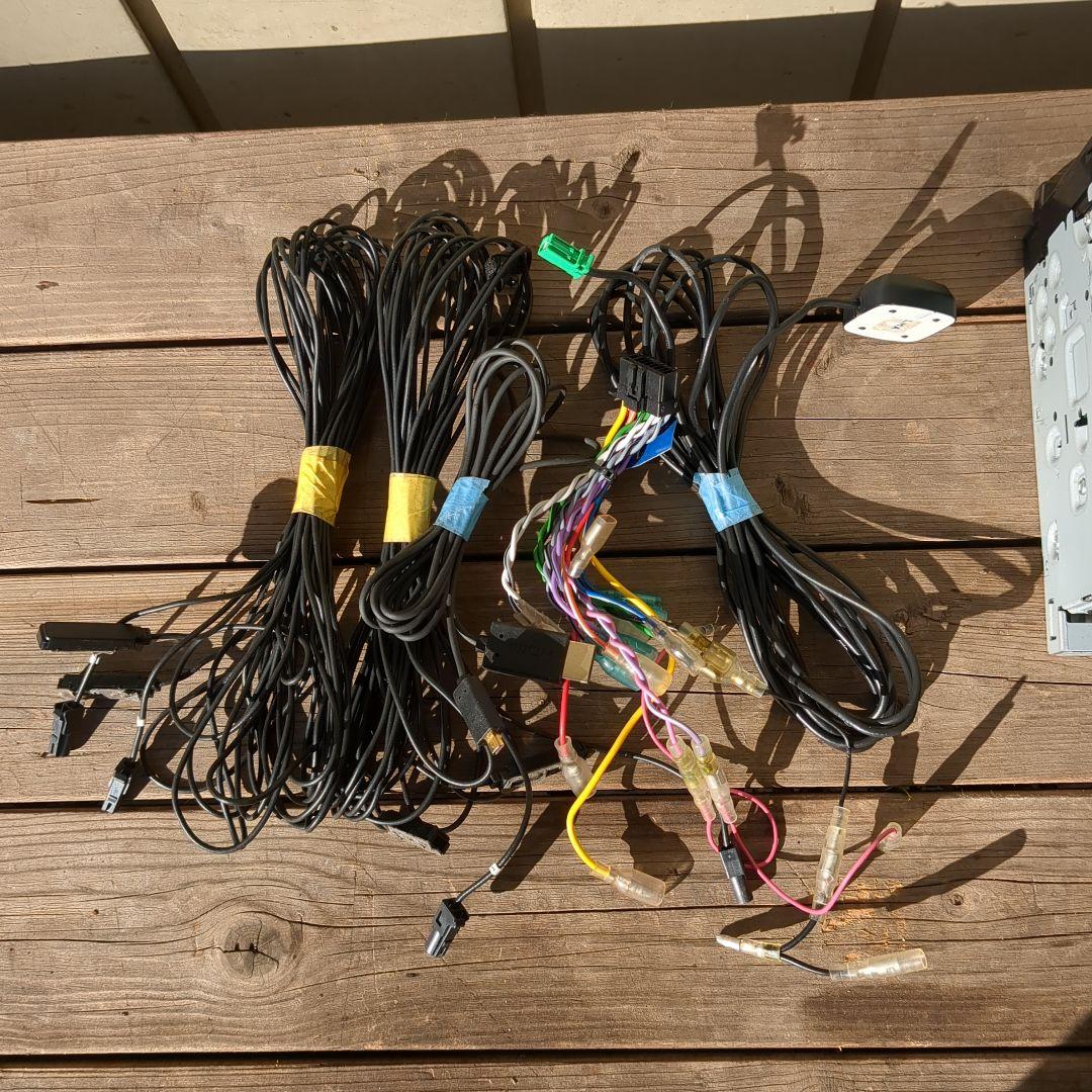 カロッツェリアAVIC-ＲＺ712（送料込み）