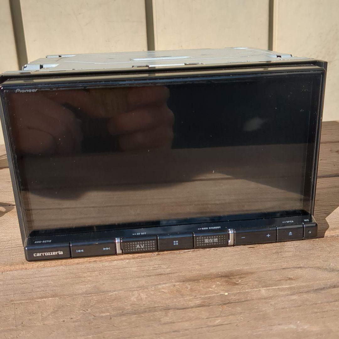 カロッツェリアAVIC-ＲＺ712（送料込み）
