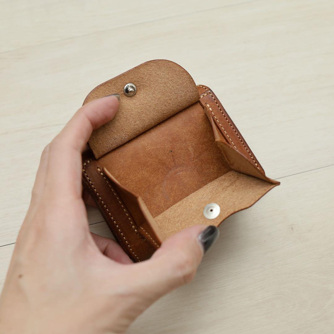 Iru PUEBLO LEATHER COMPACT WALLET ブラウン