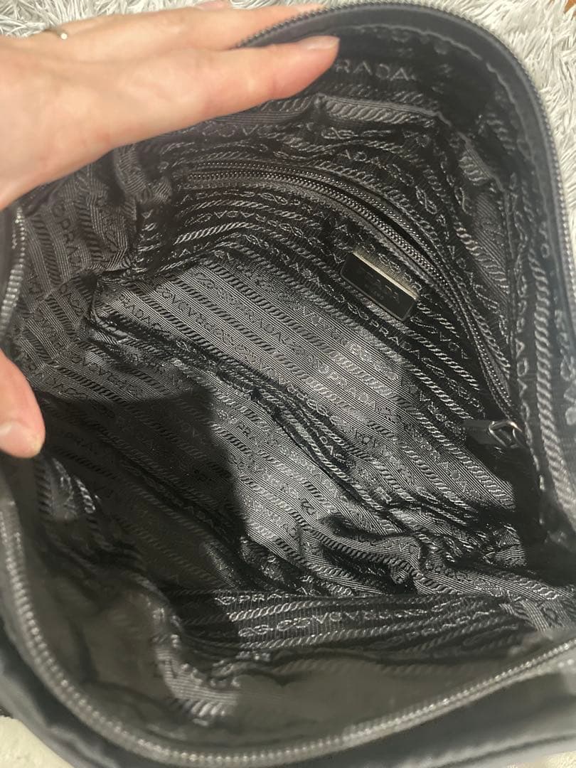 プラダ◆ナイロン◆ショルダーバッグ◆サフィアーノ◆ブラック　黒