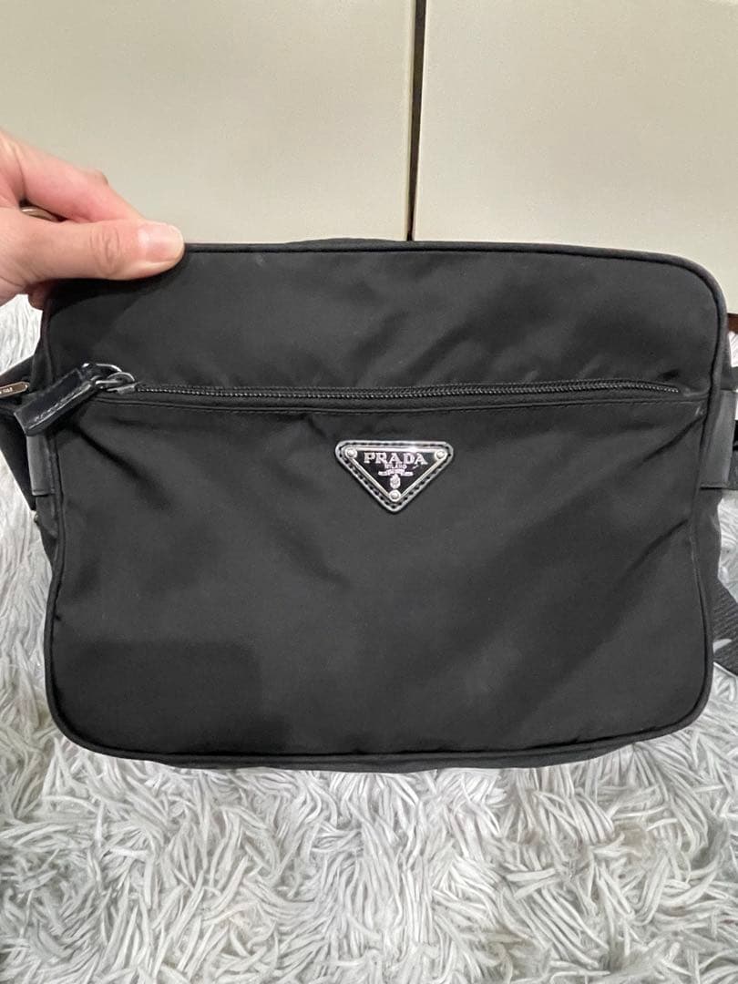 プラダ◆ナイロン◆ショルダーバッグ◆サフィアーノ◆ブラック　黒
