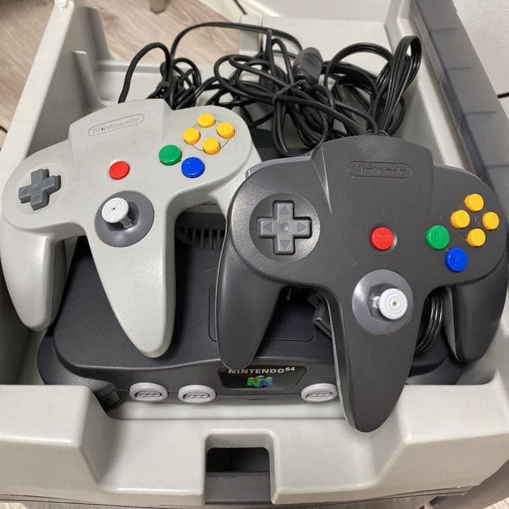 任天堂64 本体、ケース、ソフト5本セット