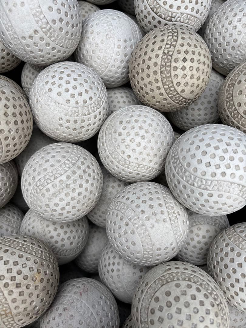 （送料込）70球9840円　野球ボール