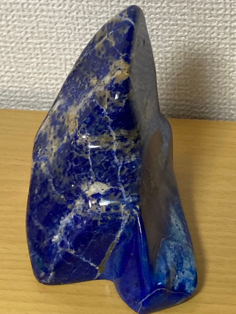 ラピスラズリ 原石光沢あり　深い青　高品質