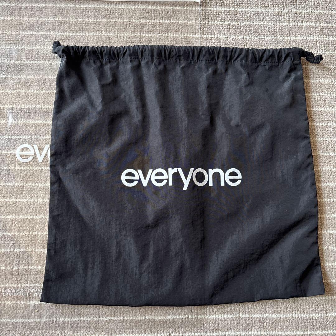 バッグ everyone nylon kinchaku pouch BLACK