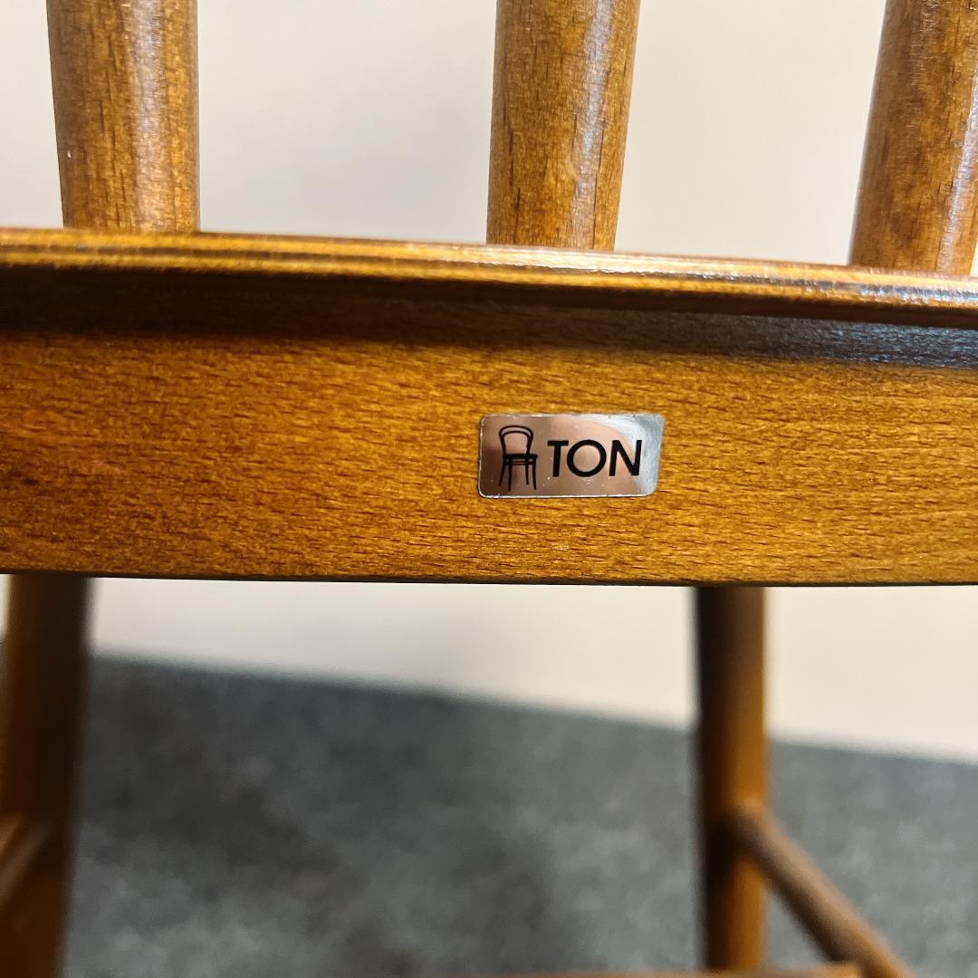 TON社　ウィンザーチェア　チェコ　正規品　曲げ木