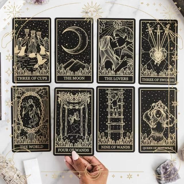 【正規品タロットカード】金縁✨シックで豪華✨神秘的な水晶のゴールド＆黒のデッキ