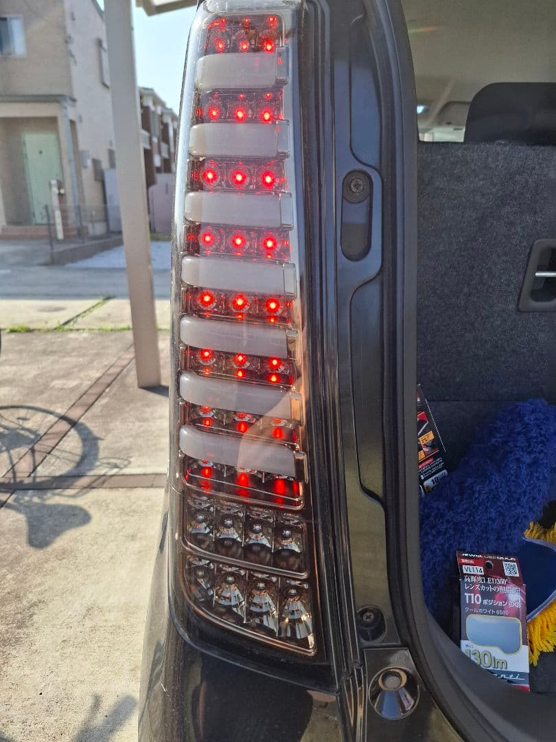 ワゴンRスティングレー MH34S 社外LEDスモークテールランプ