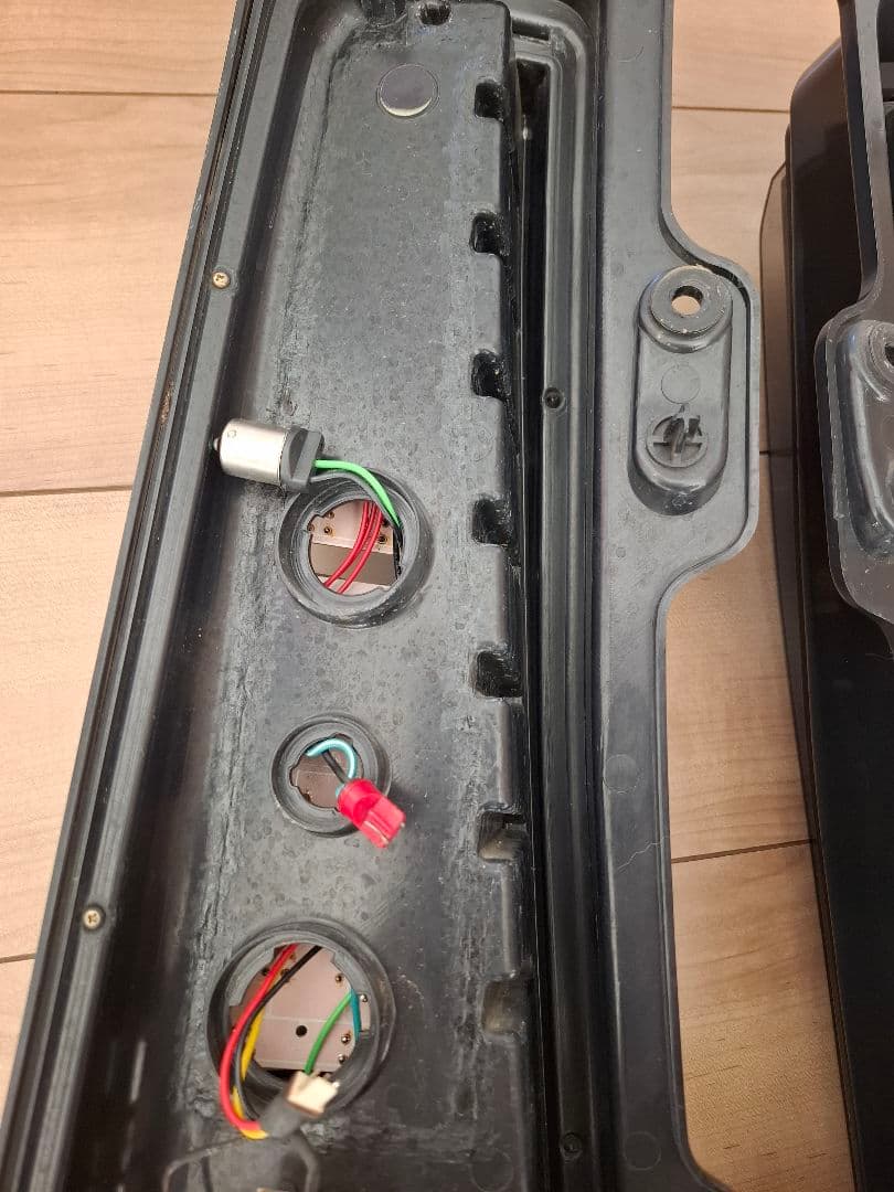 ワゴンRスティングレー MH34S 社外LEDスモークテールランプ