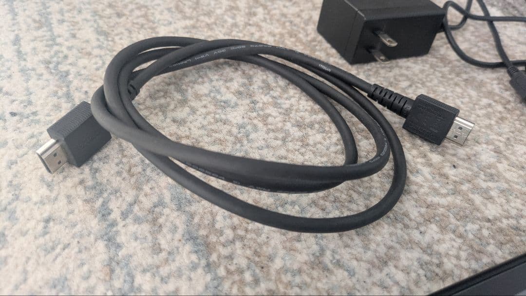 【Nintendo Switch 本体＋付属品】 ネオングリーン　ネオンピンク