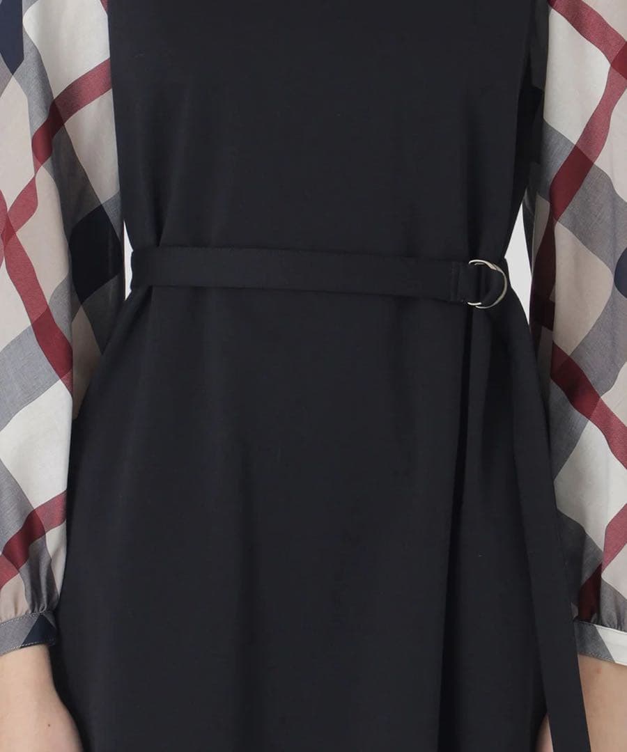 新品　ブルーレーベルクレストブリッジ　コンパクトライトポンチサックドレス３６