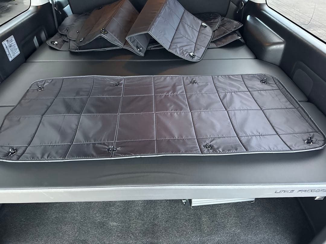 ハイエース　サンシェード1台分