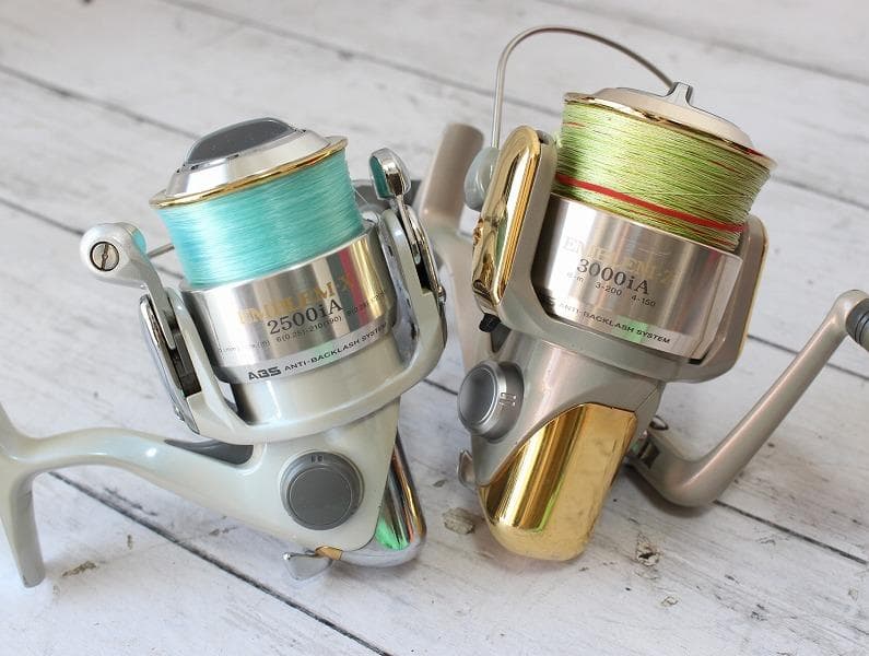 2セット ダイワ EMBLEM-Z 3000iA EMBLEM-X 2500iA