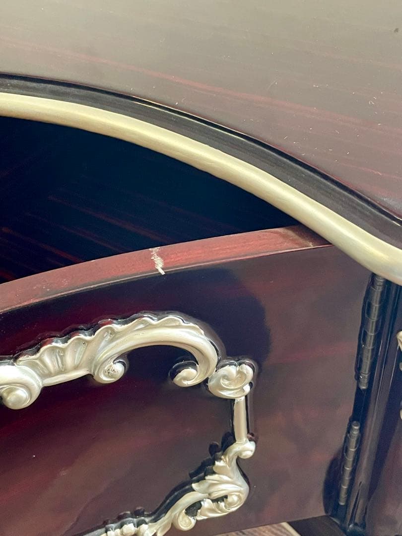 r151r121 ヨーロッパ アンティーク調のクラシックローボード サイドボード