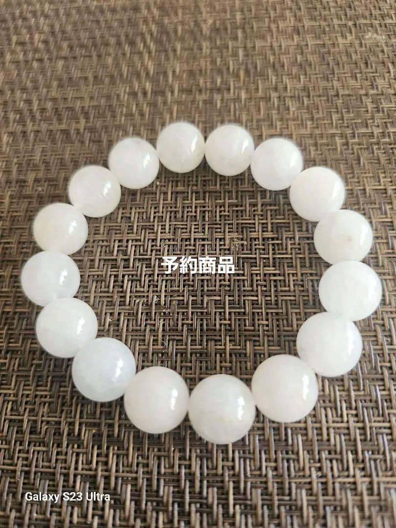 乙女鉱山産乙女水晶１２mm１６石ブレスレット