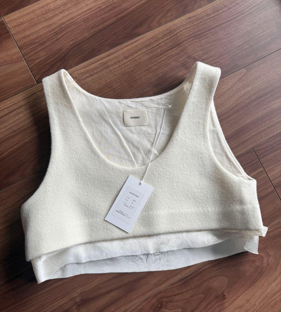 chieko ＋　チエコプラス　ラムウールビスチェ