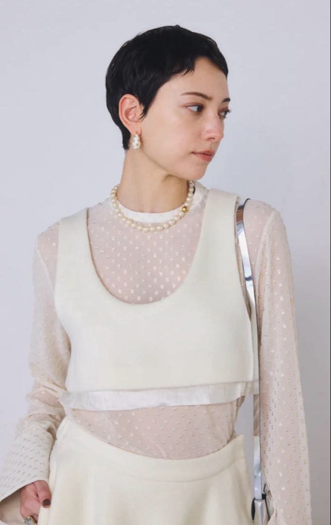 chieko ＋　チエコプラス　ラムウールビスチェ