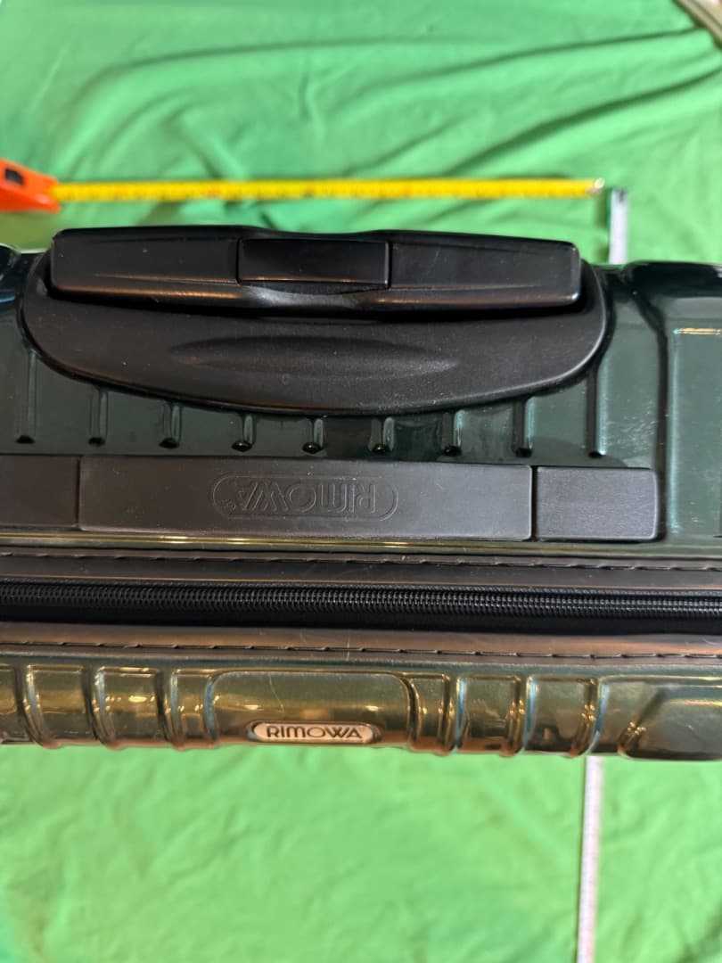 Rimowa Salsa キャリーオンスーツケース – グリーン