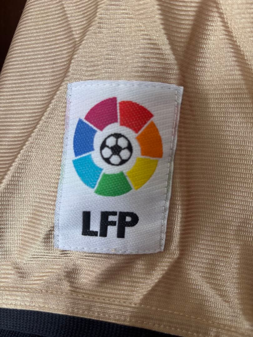 V*u様 バルセロナ 01-02（A）