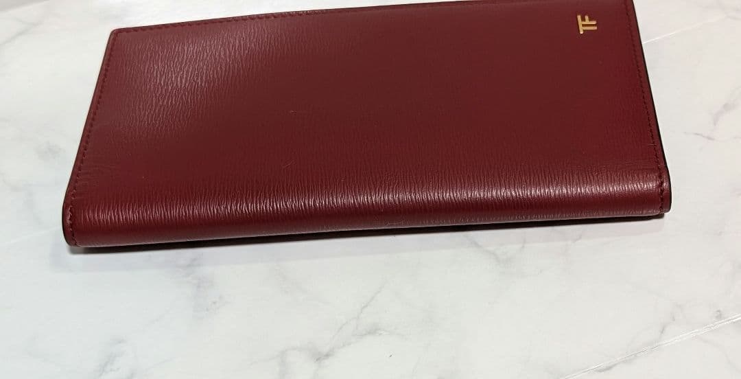 【早いもの勝ち価格】TOMFORD メンズレザー二つ折り財布 バーガンディ