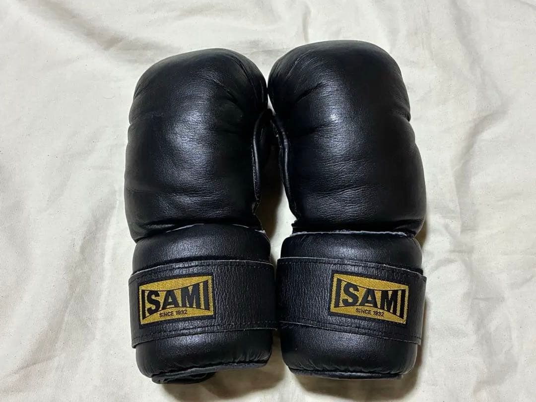 ISAMI オープンフィンガーグローブ　ボクシング　空手　総合格闘技