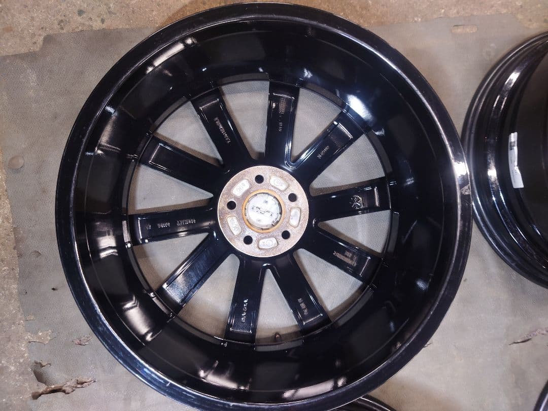 ボルボXC60純正19インチホイール