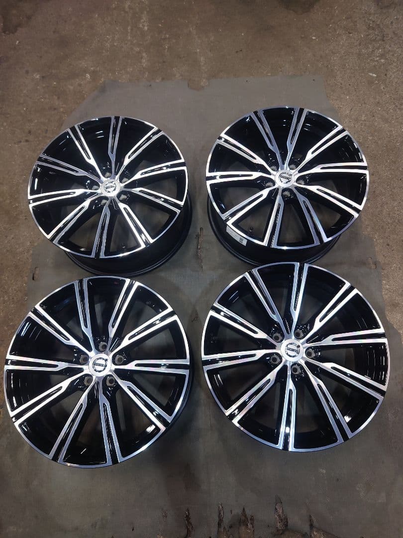 ボルボXC60純正19インチホイール