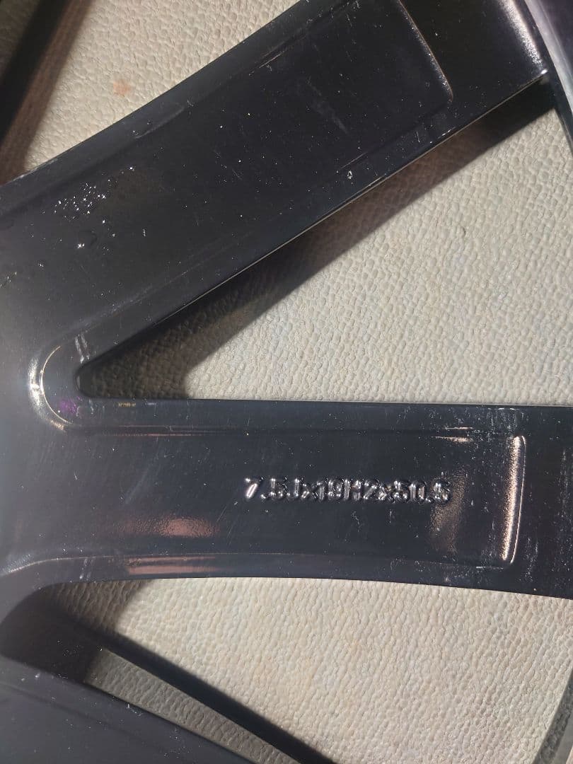 ボルボXC60純正19インチホイール