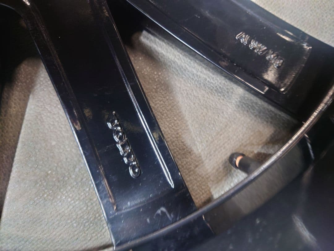 ボルボXC60純正19インチホイール