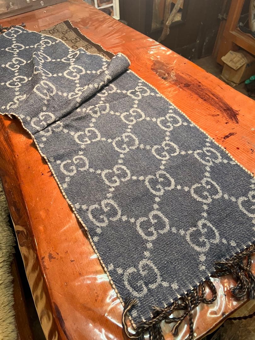 GUCCI GGロゴマフラー ブラウン　古着