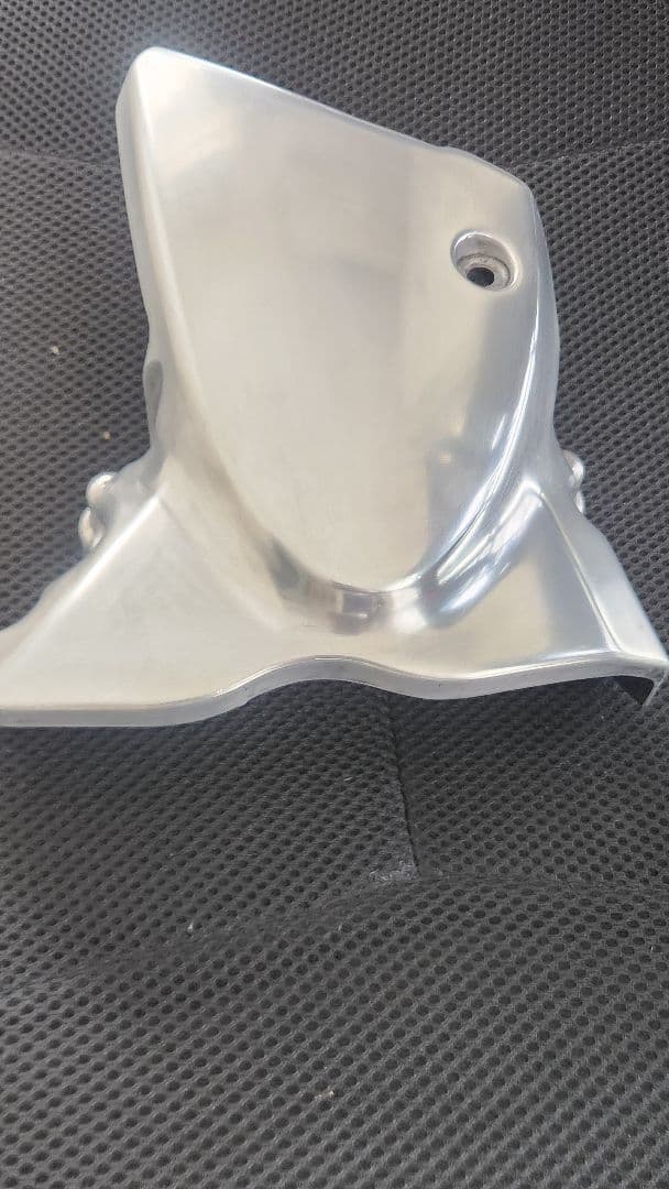 z900rs スプロケットカバー ポリッシュ