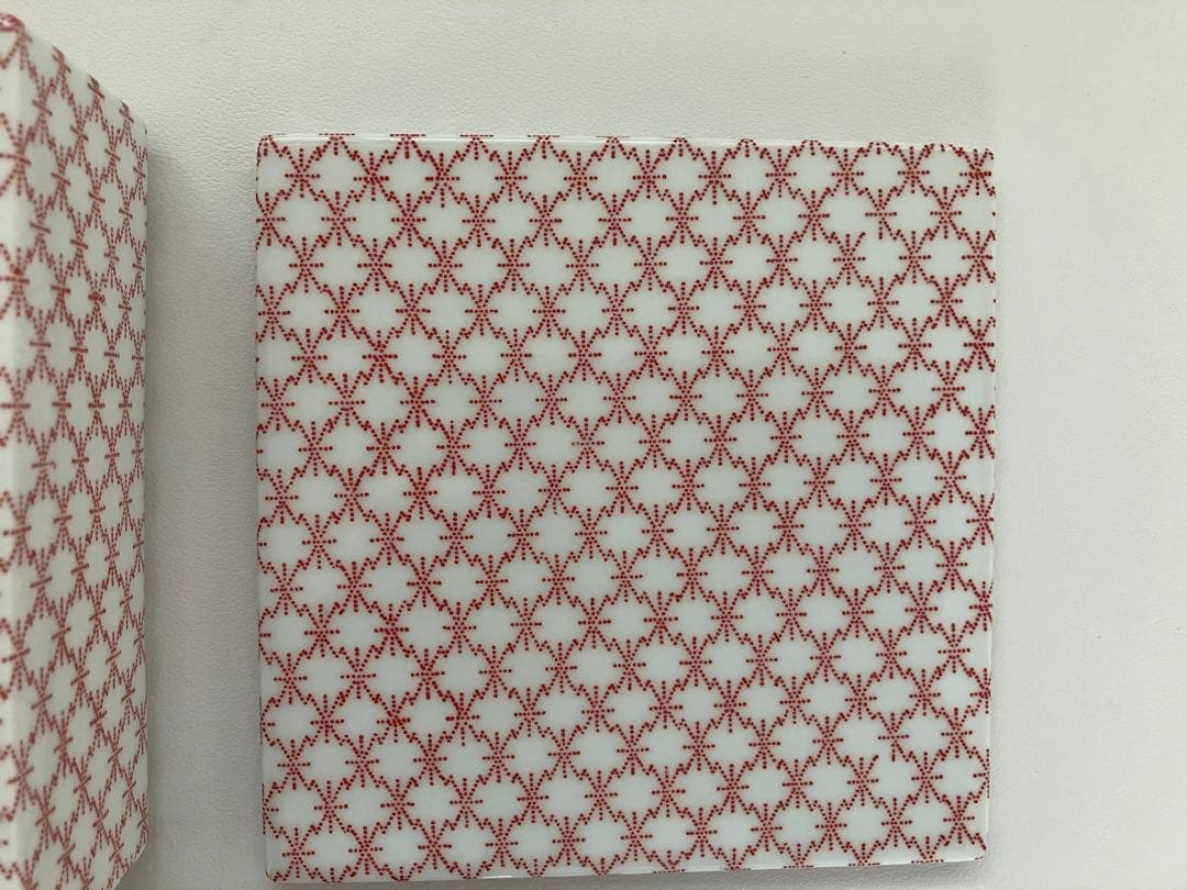 タイムアンドスタイル重箱　 赤絵 / 角松皮菱　中（二段）