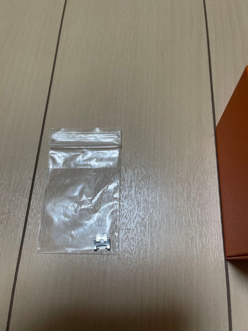 アナログクォーツ腕時計 シルバー/ベージュ