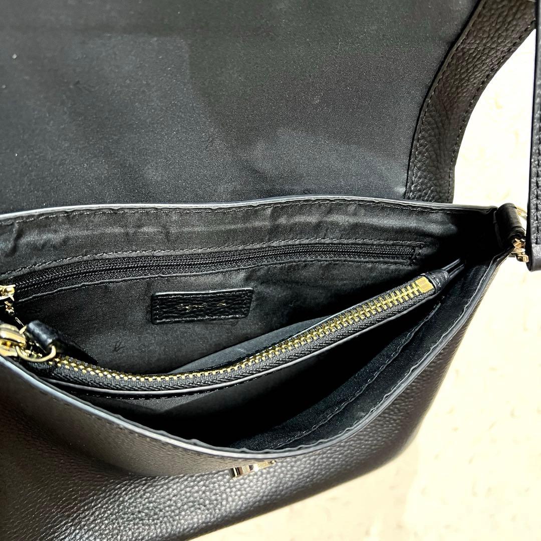 agnes b. ショルダーバッグ The b. 本革シボ革クロスボディ2WAY