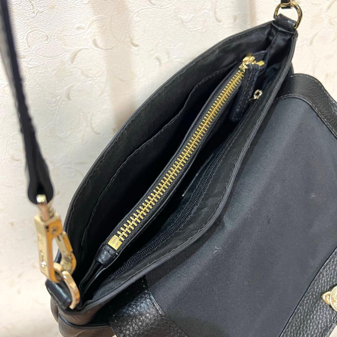 agnes b. ショルダーバッグ The b. 本革シボ革クロスボディ2WAY