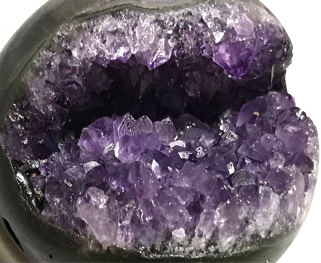 希少　天然石　ウルグアイ産　アメジスト　笑口　ドーム　天使の指紋多数　虹あり