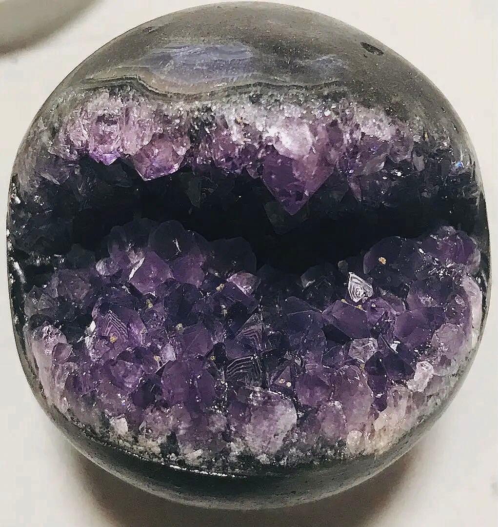 希少　天然石　ウルグアイ産　アメジスト　笑口　ドーム　天使の指紋多数　虹あり