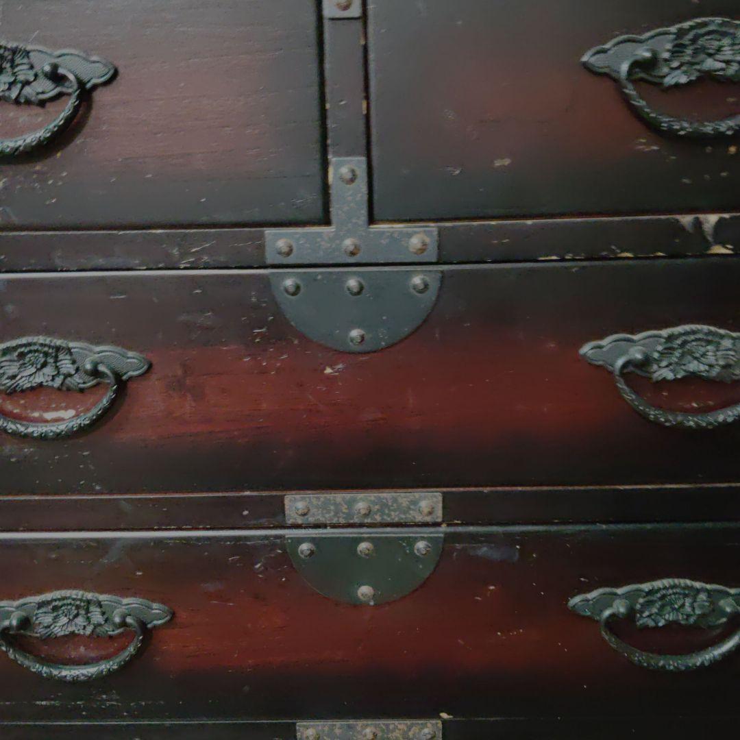 レトロ 骨董品 民芸調 モダン和箪笥　民芸家具 伝統的な木製 箪笥