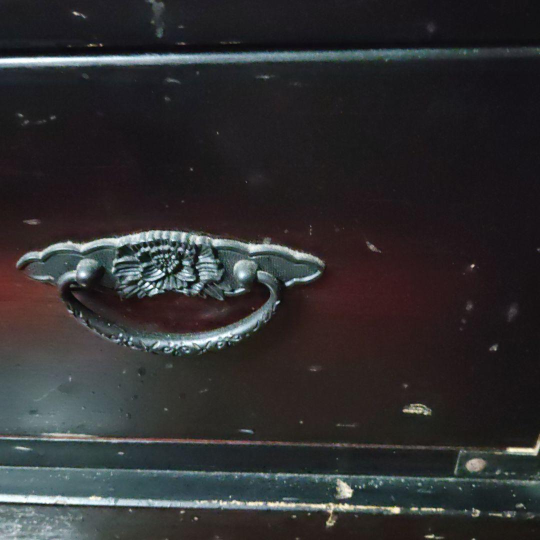 レトロ 骨董品 民芸調 モダン和箪笥　民芸家具 伝統的な木製 箪笥