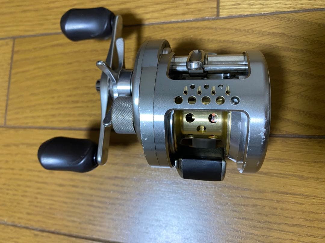 シマノ 03 カルカッタコンクエストDC 201 左