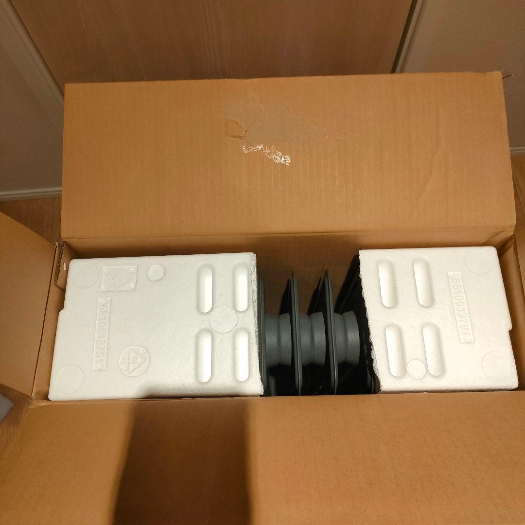 【美品】DeLonghi　VertiCaldo　オイルヒーター